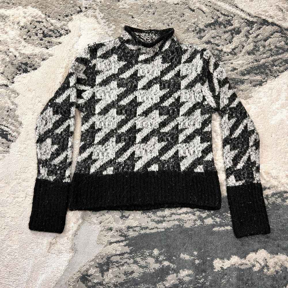 Worthington Sweater Womens XS Black White Aztec Stretch Ribbed‎ Trim Turtleneck